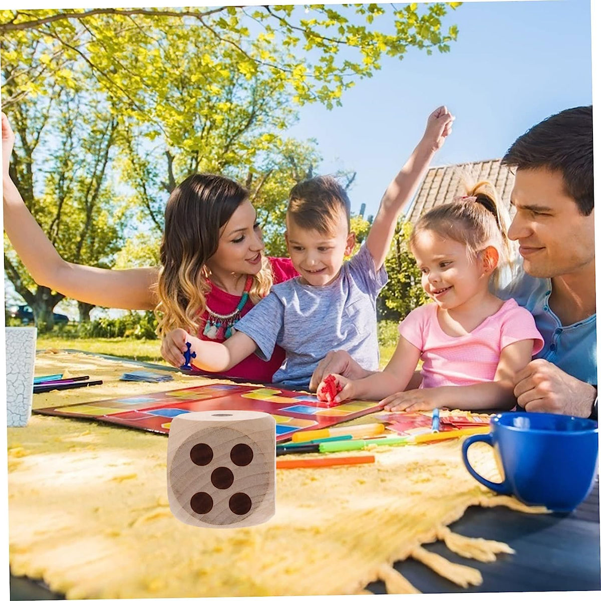 4pcs Large Solid Wood Dice Suits for Kids Wooden Building Blocks Arts and Crafts Kit Large Foam Dice Big Dice Children Game Dice Wood Hand Painted Wood Dice Wood Game Dice Round D6