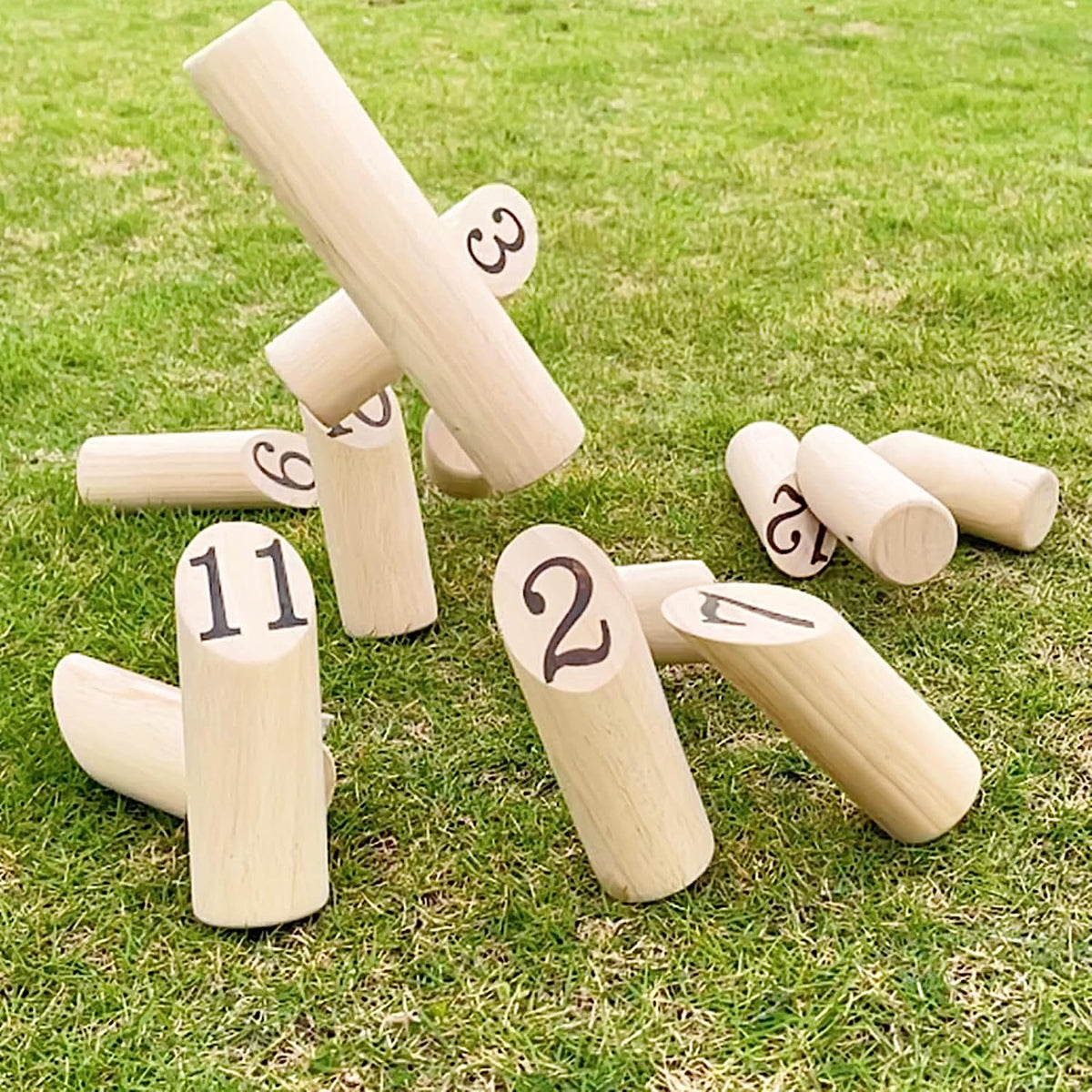 Numbered Block Tossing Game Set, Oak Hardwood Kubb Yard Game Set,Wooden Throwing Game with 12 PCS Numbered Pins | 1 Throwing Dowel and Carry Bag. Family Game, Beach Game,Picnic Game